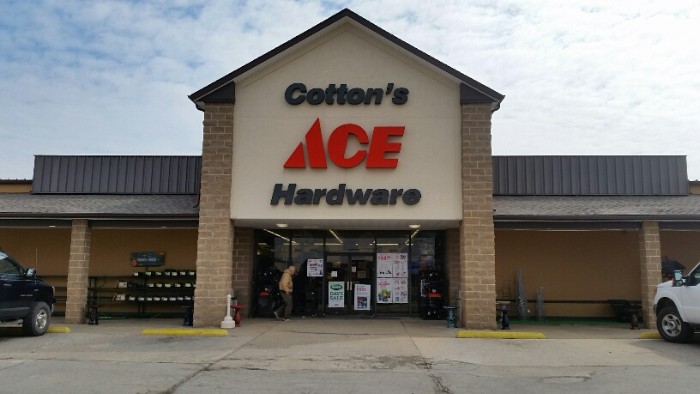 ace hardware sign